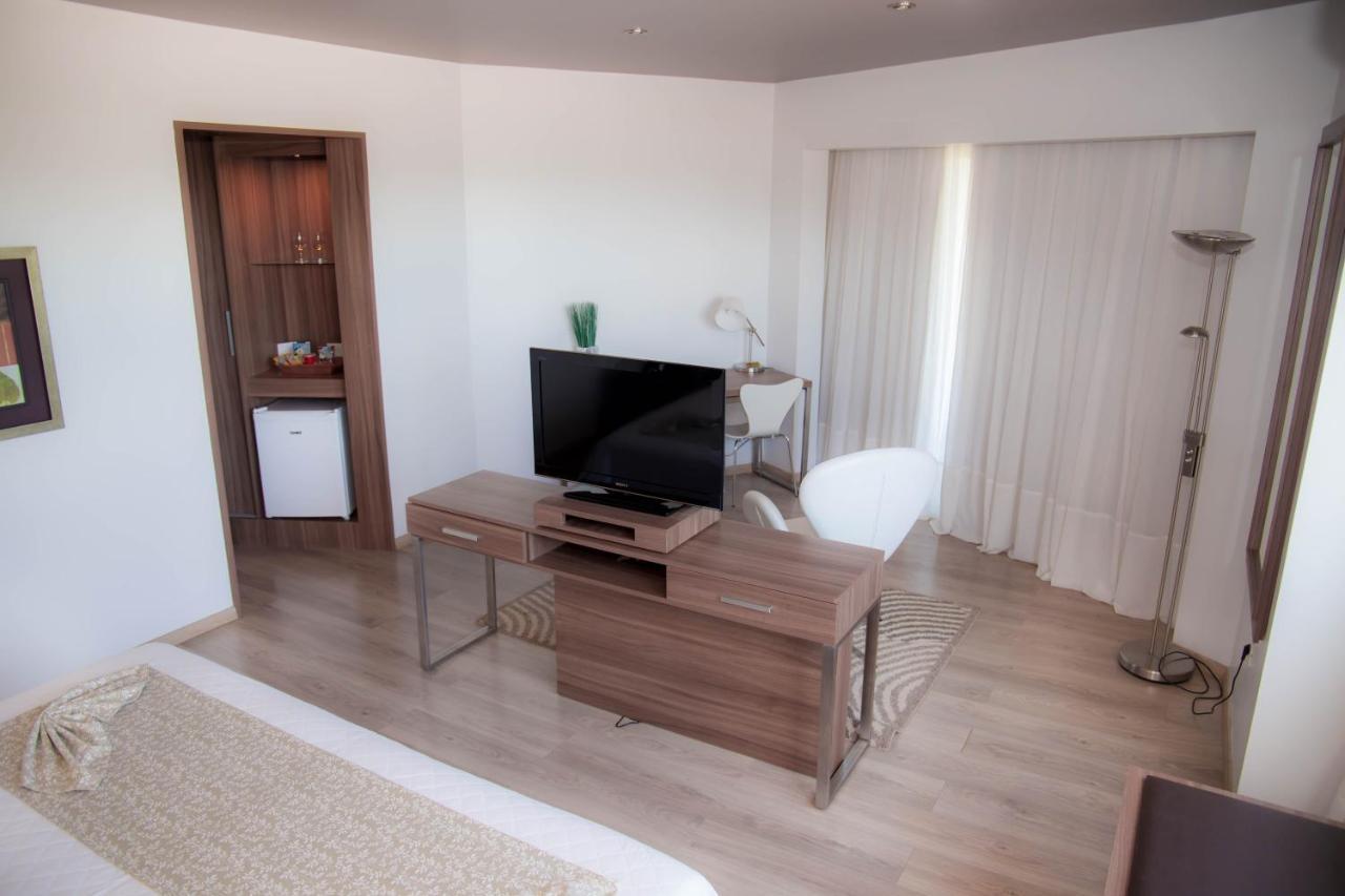7 Saltos Resort Salto del Guaira Ngoại thất bức ảnh